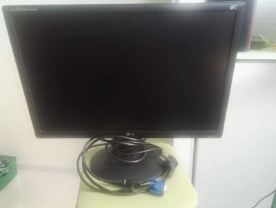 Лот: 15509330. Фото: 1. Монитор LG W2234S Диагональ... ЖК-мониторы