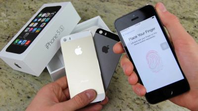 Лот: 10862184. Фото: 1. iphone 5s 16gb Gold RFB Новый... Смартфоны