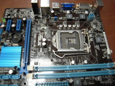 Лот: 4995059. Фото: 1. Материнская плата ASUS H61M-K... Материнские платы