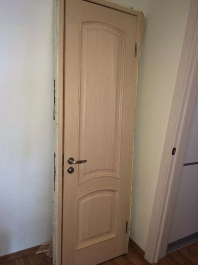 Лот: 4888335. Фото: 1. Продам б/у межкомнатную дверь... Двери межкомнатные