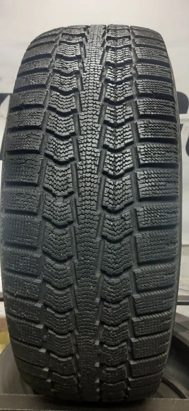 Лот: 19664328. Фото: 1. 215/65R16 98Q Pirelli Winter Ice... Шины