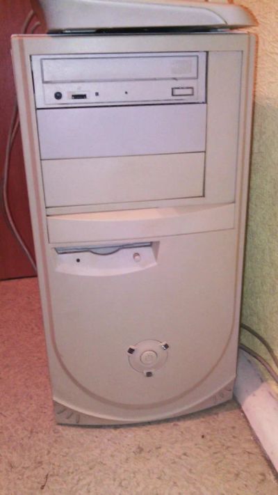 Лот: 4906588. Фото: 1. P4 1.9 / RAM 512/Video 32mb/HDD... Компьютеры в сборе