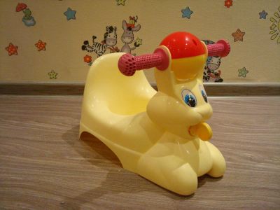 Лот: 9516316. Фото: 1. Горшок детский. Ванночки, сиденья, горшки
