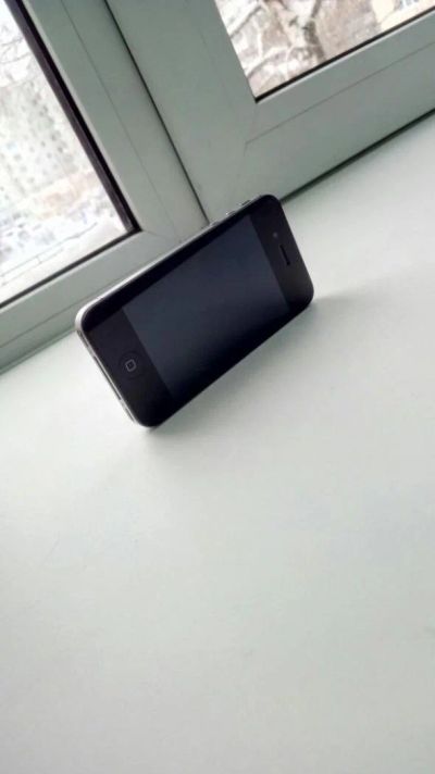 Лот: 8599345. Фото: 1. Iphone 4S 8g. Смартфоны
