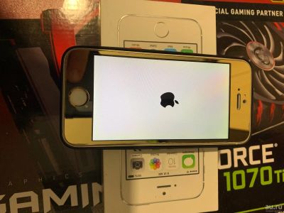 Лот: 16327046. Фото: 1. iPhone 5s 16gb gold a1457. Смартфоны