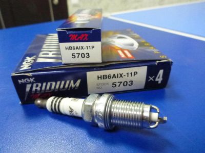 Лот: 8332056. Фото: 1. Свеча зажигания NGK 5703 HB6AIX-11P. Двигатель и элементы двигателя