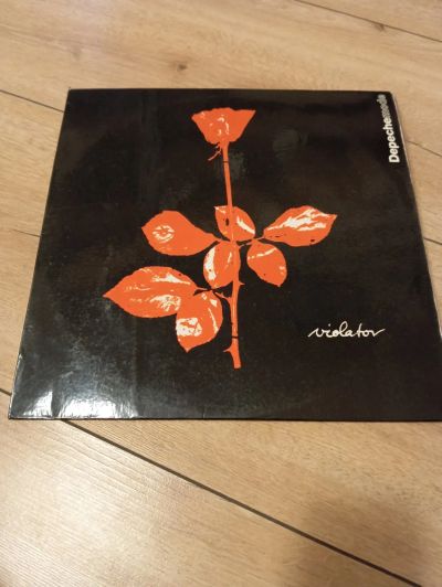 Лот: 25669428. Фото: 1. Виниловая пластинка Depeche Mode... Аудиозаписи