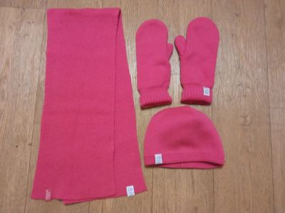 Лот: 21012681. Фото: 1. Комплект шапка варежки шарф розовый... Головные уборы