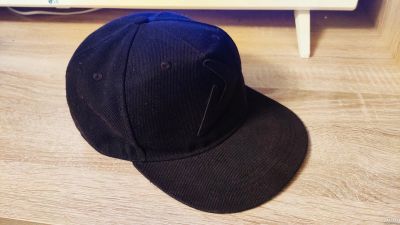 Лот: 17140380. Фото: 1. Кепка snapback. Головные уборы