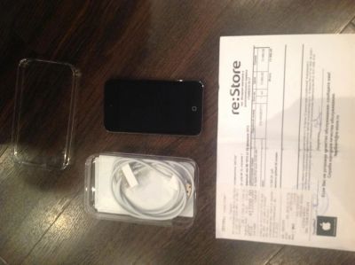 Лот: 3399894. Фото: 1. iPod Touch. Apple 32 Gb. Плееры
