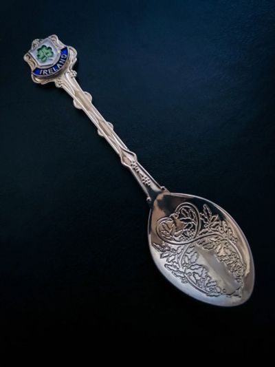 Лот: 15848367. Фото: 1. Сувенирная ложка Watsons из Великобритании. Другое (коллекционирование, моделизм)