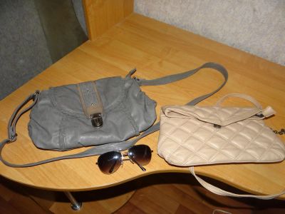 Лот: 5366382. Фото: 1. 2 сумки berchka+ очки авиаторы... Сумки