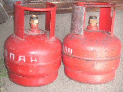 Лот: 18178832. Фото: 1. 2 Газовых баллона 5 лит, 1 лотом... Баллоны, газ в баллонах