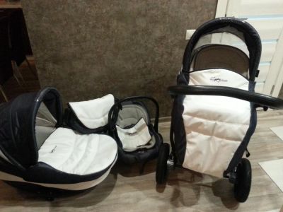 Лот: 5087135. Фото: 1. Продам Zippy Classic 3 в 1. Коляски