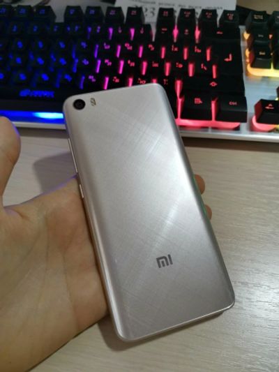 Лот: 17140879. Фото: 1. Xiaomi Mi5 Mi 5 Prime 3/64GB. Смартфоны