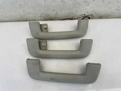 Лот: 24965296. Фото: 1. ручка салонная Ford Focus CB4. Двигатель и элементы двигателя