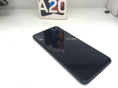 Лот: 15569759. Фото: 1. Samsung galaxy a20. Смартфоны