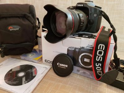 Лот: 10424954. Фото: 1. Цифровой фотоаппарат Canon 50D... Цифровые зеркальные