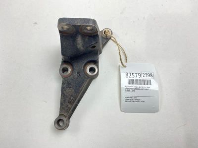 Лот: 21590439. Фото: 1. Кронштейн опоры двигателя Toyota... Двигатель и элементы двигателя