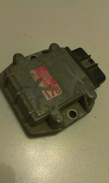 Лот: 4040659. Фото: 1. Коммутатор Toyota 7K. Электрооборудование