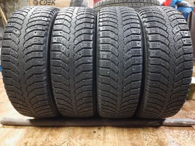 Лот: 18747080. Фото: 1. 185/65R15 88T Bridgestone Blizzak... Шины