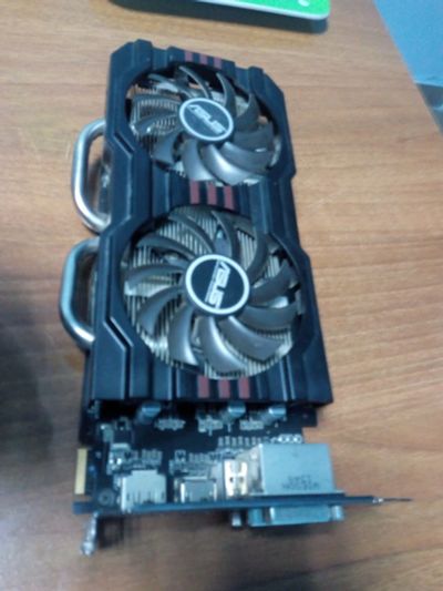 Лот: 20011947. Фото: 1. Видеокарта Asus R9270-dc20c-2gd5. Видеокарты