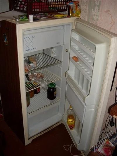 Лот: 2347500. Фото: 1. Продам Холодильник Бирюса 2. Холодильники, морозильные камеры