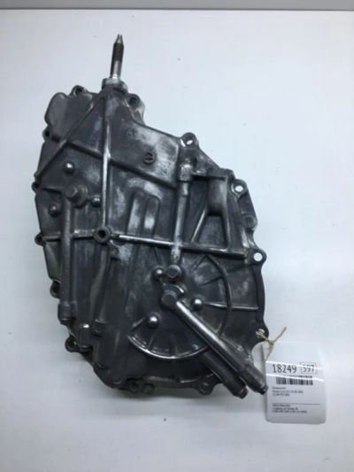 Лот: 20380200. Фото: 1. Крышка КПП Honda Civic 2001 21240PLY000... Трансмиссия