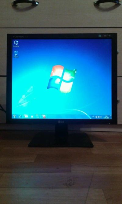 Лот: 7998521. Фото: 1. монитор LG FLATron l1919s, диагональ... ЖК-мониторы