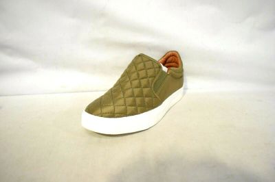 Лот: 16242524. Фото: 1. Слипоны женские Steve Madden. Кеды, кроссовки, слипоны