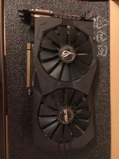 Лот: 12274926. Фото: 1. Видеокарта ASUS Radeon RX 570... Видеокарты