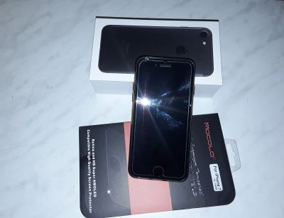 Лот: 12616430. Фото: 1. IPhone 7. Смартфоны