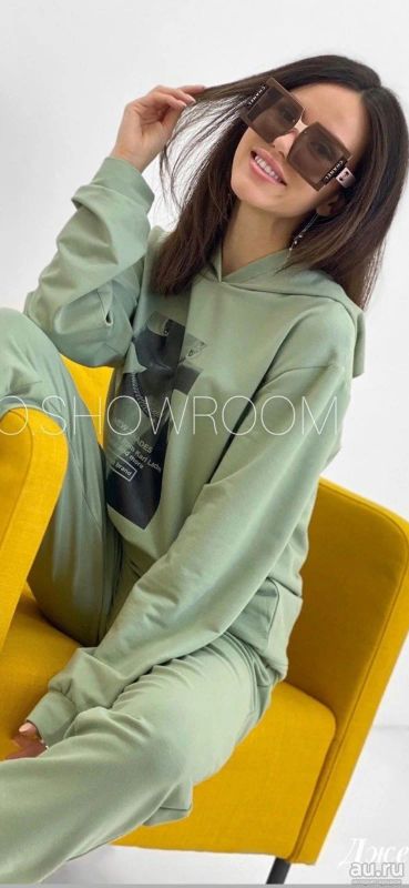 Лот: 17778720. Фото: 1. Спортивный костюм. Спортивные костюмы