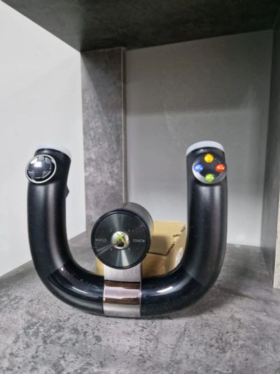 Лот: 25778105. Фото: 1. Беспроводной геймпад-руль Xbox... Игровые приставки, консоли