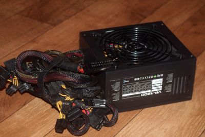 Лот: 13238781. Фото: 1. AeroCool VP-1200 1200W. Корпуса, блоки питания