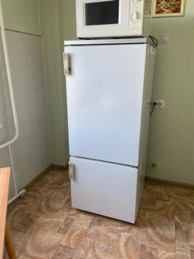 Лот: 19448185. Фото: 1. Холодильник Бирюса. Холодильники, морозильные камеры