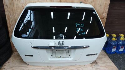 Лот: 19308298. Фото: 1. Дверь задняя багажника Honda Odyssey... Кузов