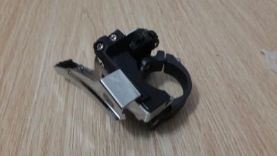 Лот: 6863084. Фото: 1. переключатель передний shimano... Запчасти