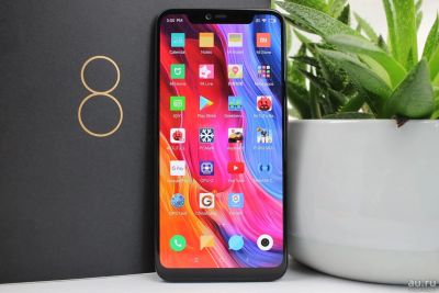Лот: 16365102. Фото: 1. Xiaomi Mi 8 6/64 Black. Смартфоны