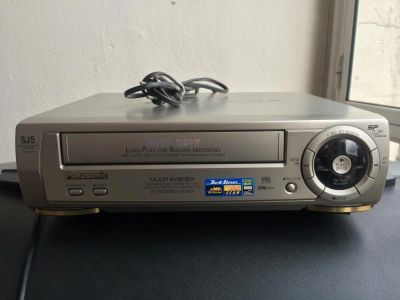 Лот: 5969492. Фото: 1. Видеомагнитофон Panasonic. Видеомагнитофоны