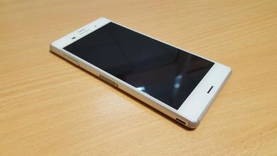 Лот: 7825489. Фото: 1. Sony xperia Z3 D6603 4G LTE 16gb... Смартфоны
