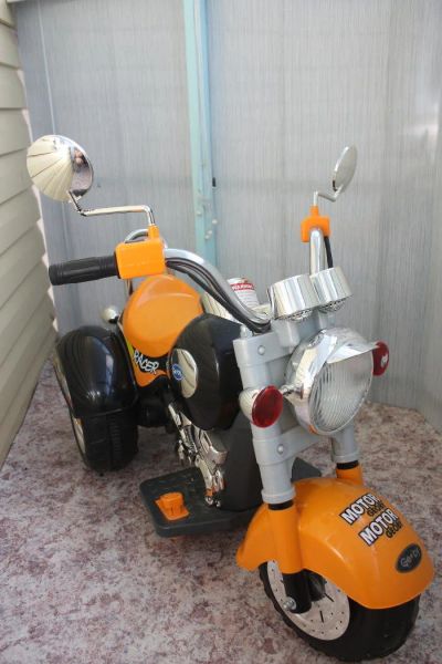 Лот: 11161144. Фото: 1. Детский электромотоцикл Geoby. Детские электромобили
