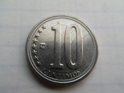 Лот: 9355057. Фото: 1. Венесуэла 10 сентимо 2007. Америка