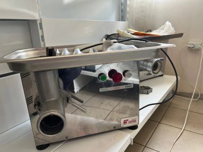 Лот: 20542464. Фото: 1. Мясорубка промышленная Торгмаш. Пищевое