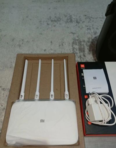 Лот: 21242512. Фото: 1. Роутер Xiaomi Mi Router 4A Gigabit... Маршрутизаторы (роутеры)