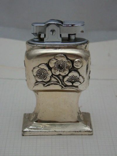 Лот: 17545256. Фото: 1. Зажигалка настольная старинная... Другое (антиквариат)