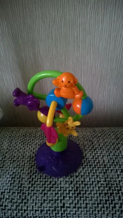 Лот: 7104051. Фото: 1. Игрушка крепится к столу. Для младенцев
