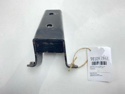 Лот: 24773257. Фото: 1. Кронштейн опоры двигателя Nissan... Двигатель и элементы двигателя