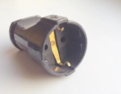 Лот: 4929225. Фото: 1. 🔌 Штепсельная розетка Makel с... Удлинители, тройники, сетевые фильтры