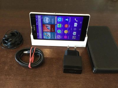 Лот: 8203933. Фото: 1. Sony xperia Z LTE. Смартфоны